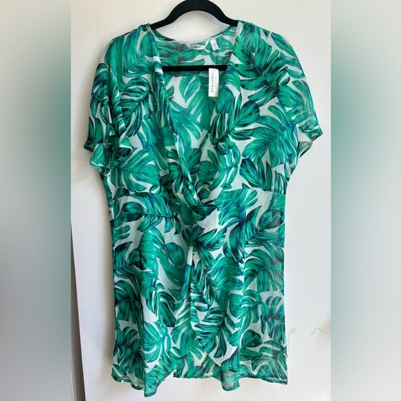 La Vie En Rose Green Chiffon Tunic - Picture 1 of 9